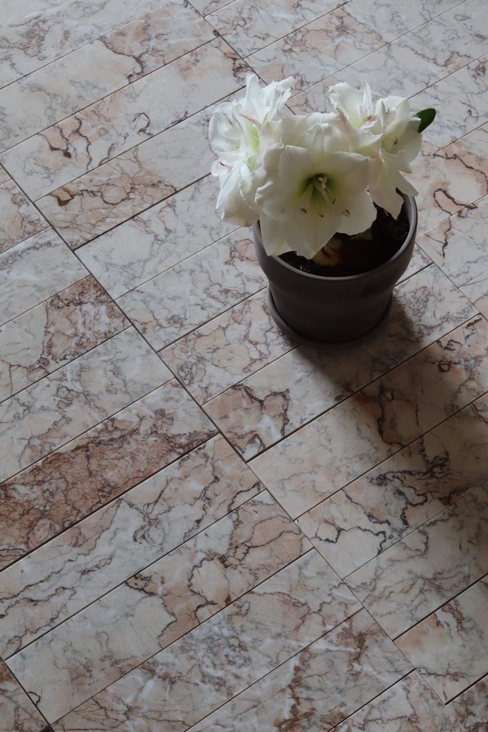 Marmor SAKURA Riemchen 30,5×7,6×1 cm poliert